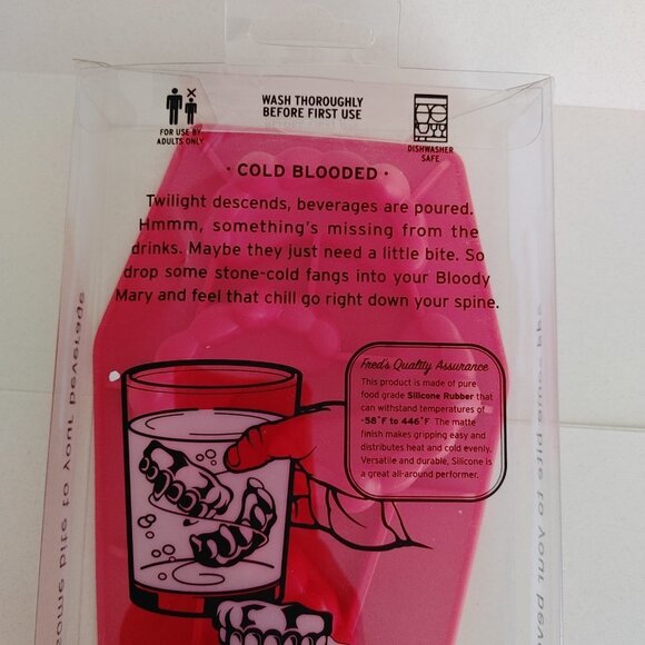 FRED Cold Blooded Vampire Teeth Silicone Ice Cube Tray RARE 2010 Coffin Ice Cube - Picture 5 of 5
